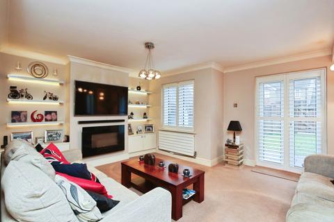 3 bedroom detached house for sale, Maidstone Road, Kent TN11