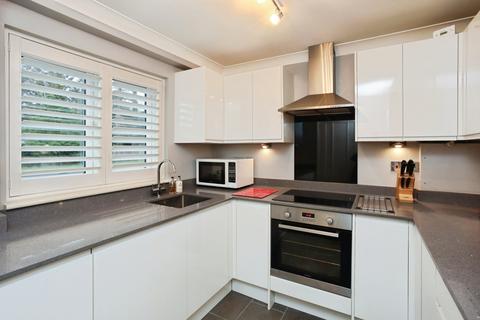 3 bedroom detached house for sale, Maidstone Road, Kent TN11