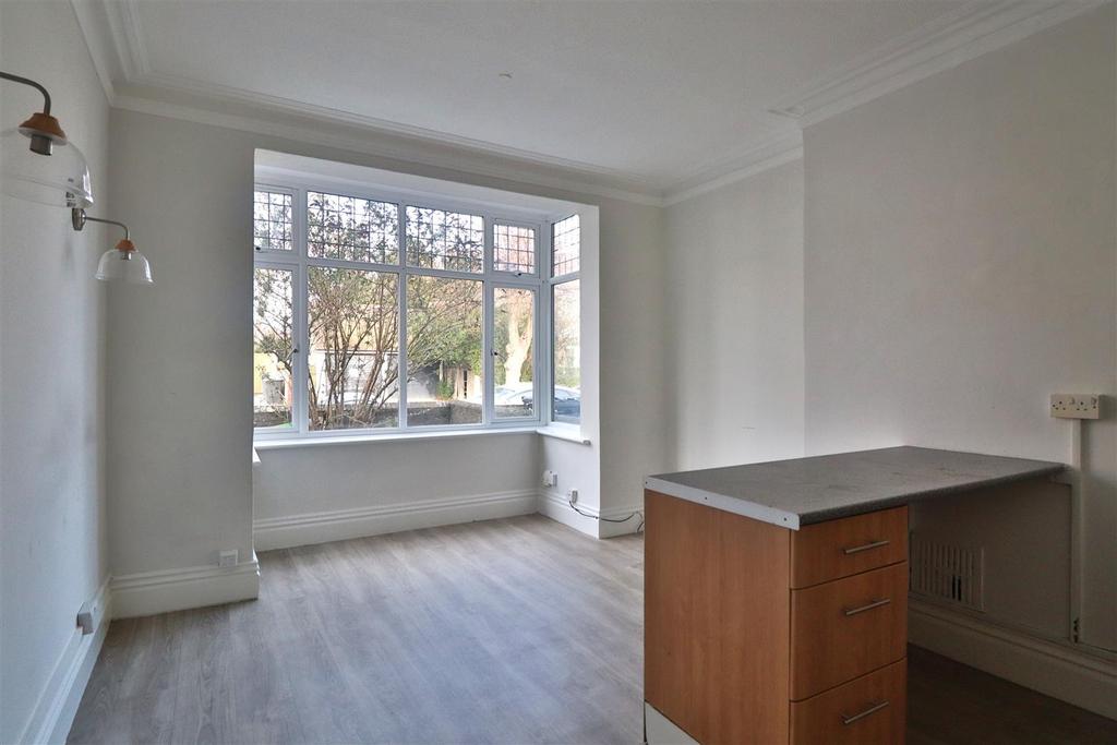 Living space 4.JPG