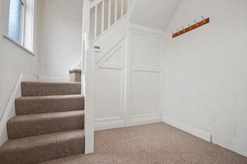 2 bedroom end of terrace house for sale, Arlington Street, Wakefield, West Yorkshire