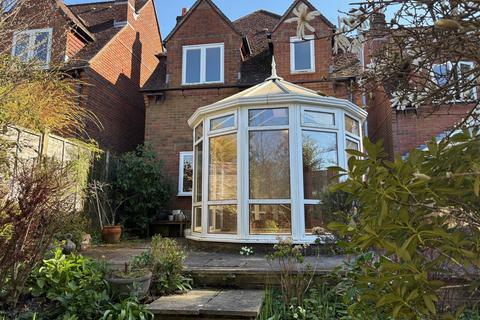undefined, Chestnut Avenue, Haslemere, GU27