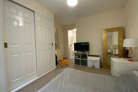 undefined, Paddock Close, Aylesbury, HP19