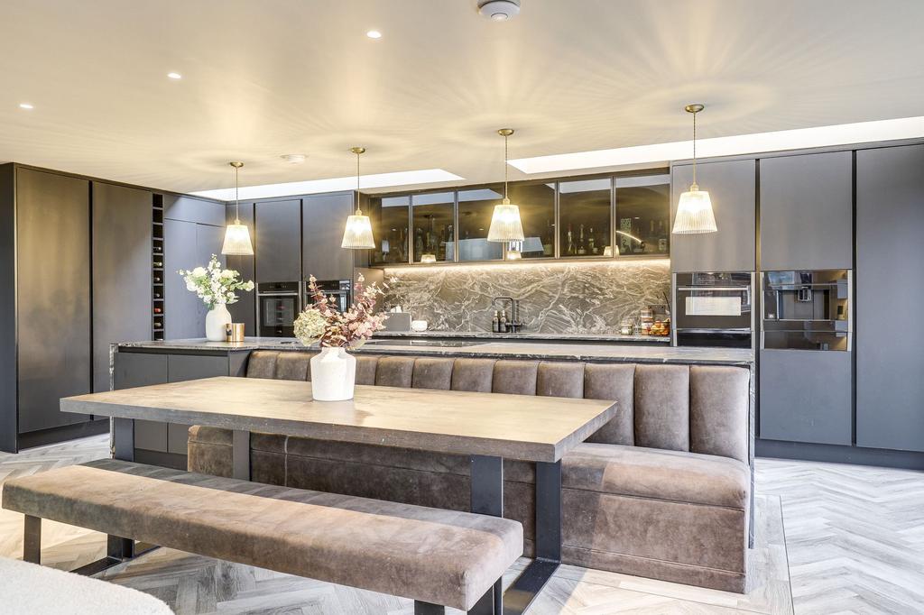 Open Plan Kitchen, Dining &amp; Living Area