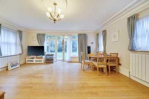 3 bedroom flat for sale, Langley Road, Nascot Wood, Watford WD17 4PE
