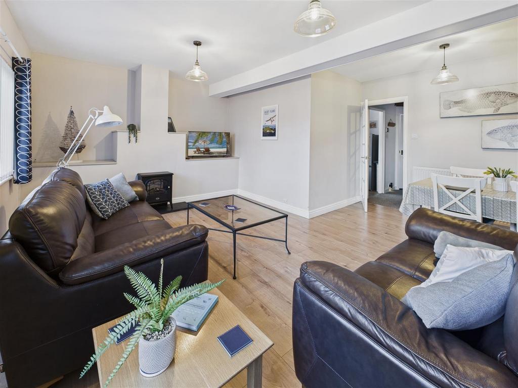 Living Room / Diner