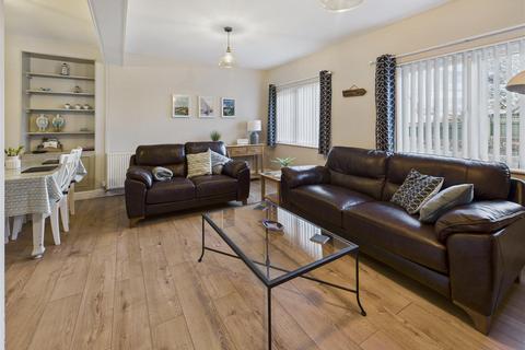 2 bedroom flat for sale, Brewery Terrace, Saundersfoot