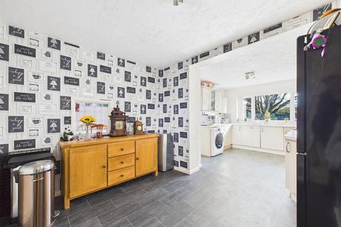 4 bedroom semi-detached house for sale, Bedgrove, Aylesbury HP21