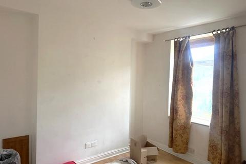3 bedroom terraced house for sale, Howard Street, Tonypandy CF40