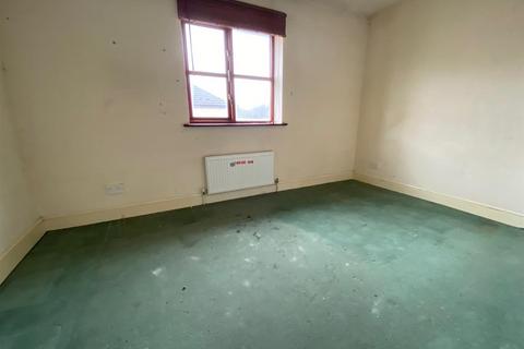 2 bedroom end of terrace house for sale, Estuary Close, Barking