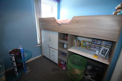 2 bedroom terraced house for sale, Law Street, Birstall, Batley