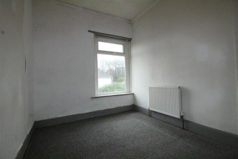 2 bedroom terraced house for sale, Law Street, Birstall, Batley