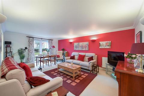 undefined, Wingfield Court, Banstead