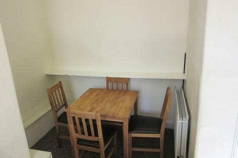 3 bedroom flat to rent, Barclay Place, Edinburgh, EH10