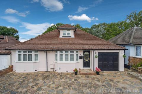 3 bedroom detached bungalow for sale, Greenfield Avenue, Watford, WD19