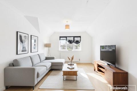 2 bedroom apartment for sale, Great North Way, London NW4