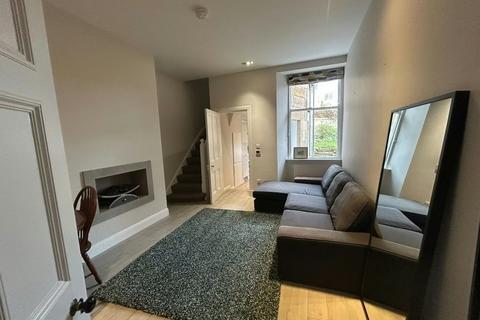 3 bedroom flat to rent, Murrayfield Road, Edinburgh, EH12