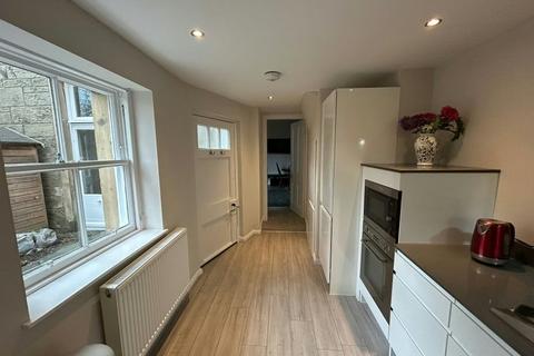 3 bedroom flat to rent, Murrayfield Road, Edinburgh, EH12