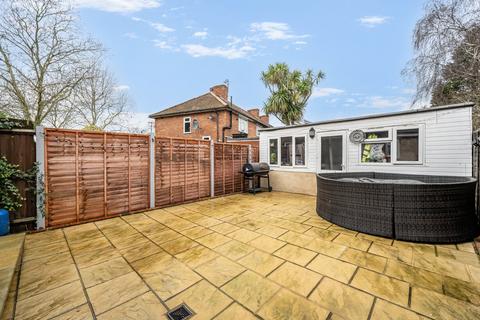 3 bedroom terraced house for sale, Robertsbridge Road, Surrey SM5