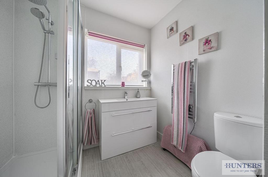 En Suite Shower Room