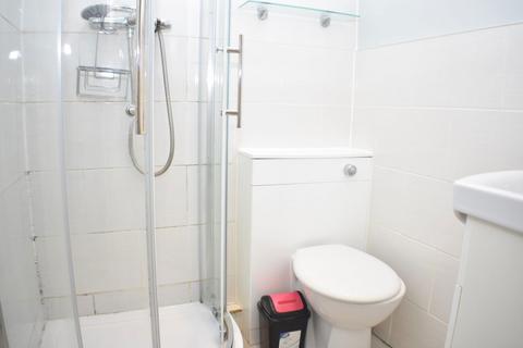 1 bedroom in a house share to rent, Rm 3, Aldermans Drive, Peterborough, PE3 6AZ