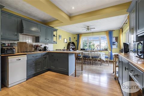 undefined, Broadway, Knaphill, Woking, Surrey, GU21