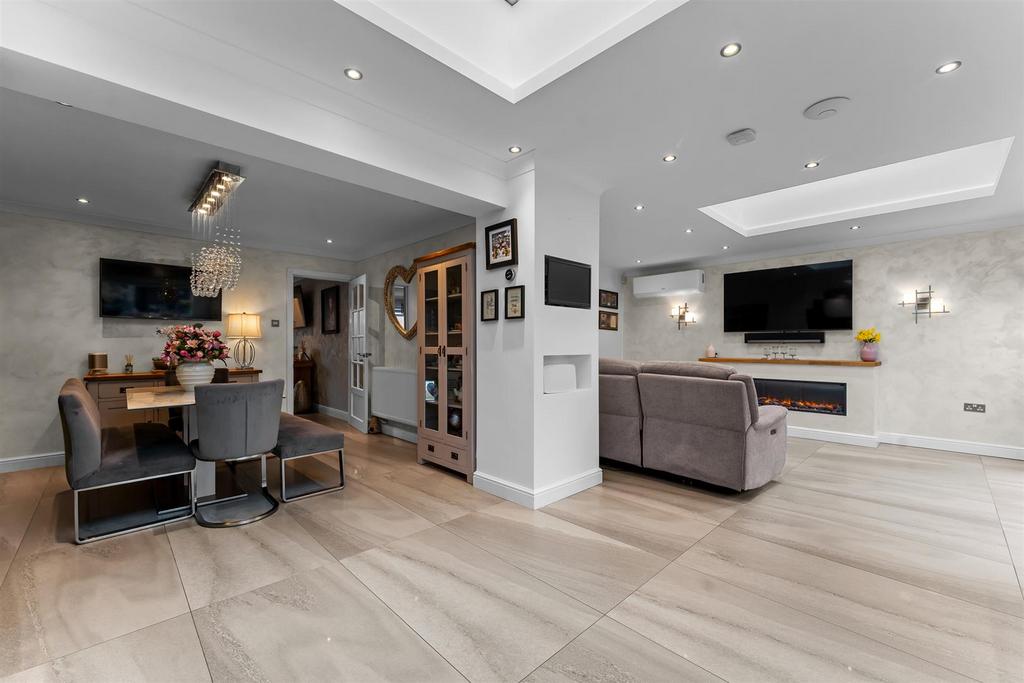 Open Plan Living Dining Kitchen 4