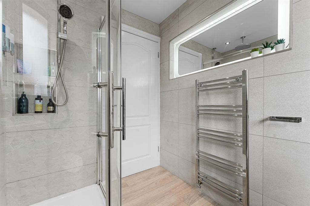Shower Room 2