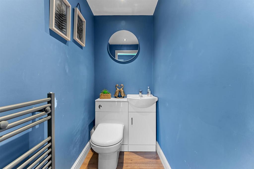 Garden Room WC