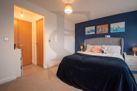 3 bedroom apartment for sale, Larchmont Road, Leicester