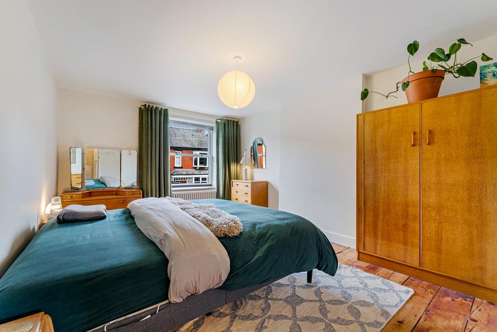 155 COMPSTALL ROAD Front Bed 3.jpg