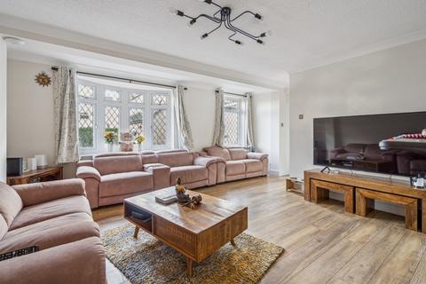 5 bedroom end of terrace house for sale, Bramley Gardens, South Oxhey, Watford, WD19