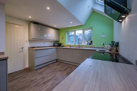 4 bedroom semi-detached house for sale, Goudhurst Road, Tunbridge Wells TN3