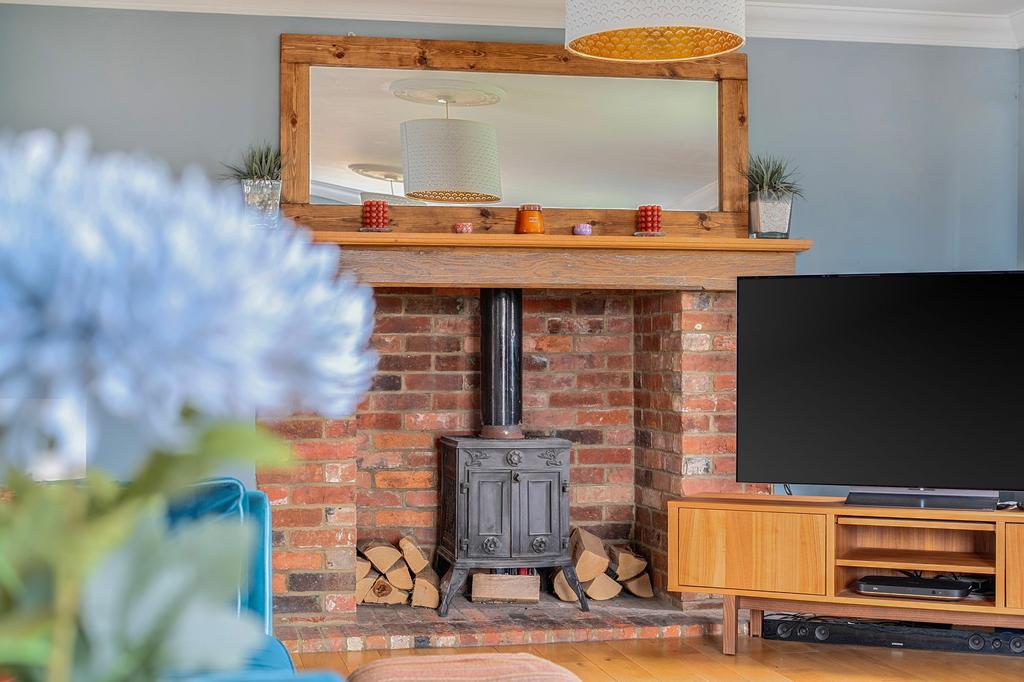 Lounge Fireplace