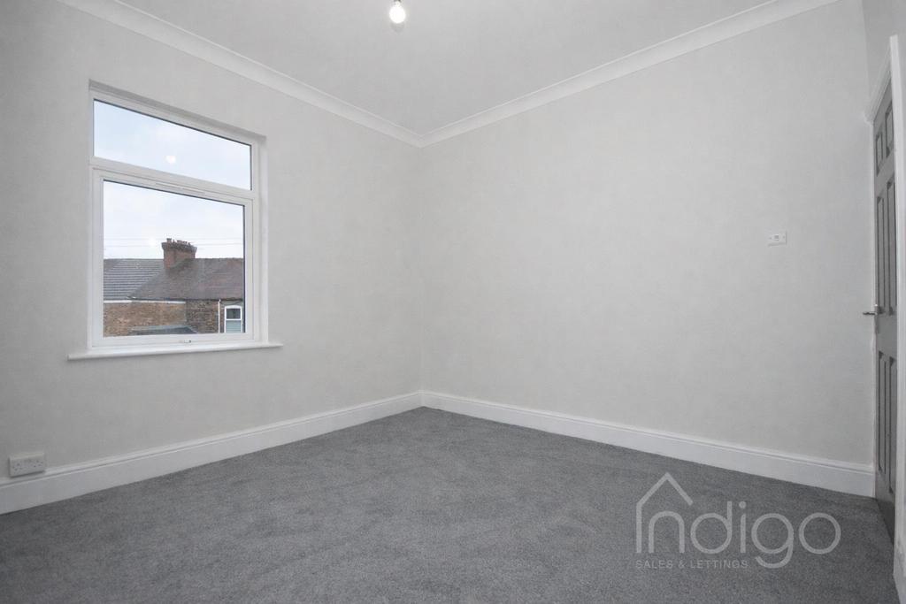 Front bedroom 2.png