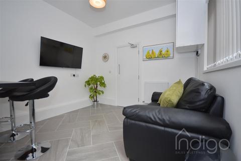 1 bedroom in a house share to rent, Sheppard Street, Stoke-On-Trent