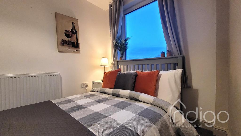 Room 9 3.jpg