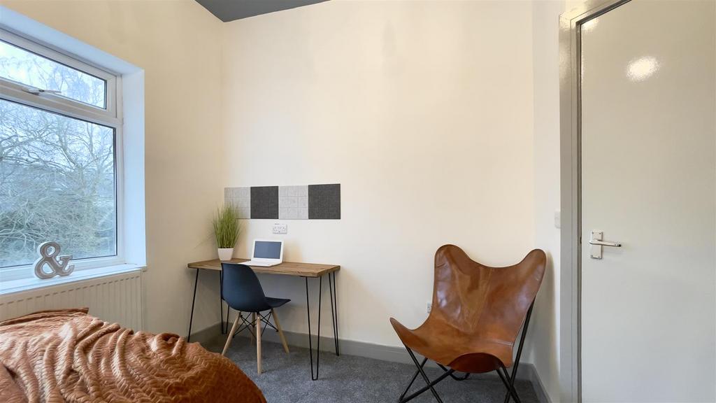 Room4(1).jpg