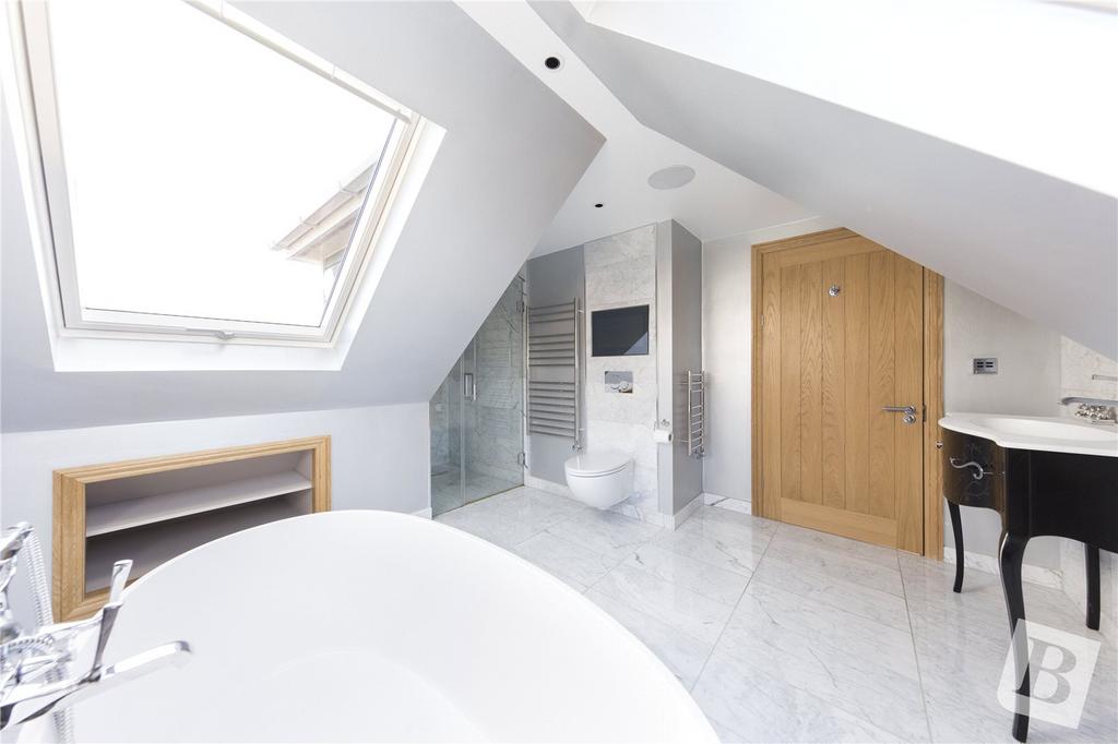 First Floor Bathroom