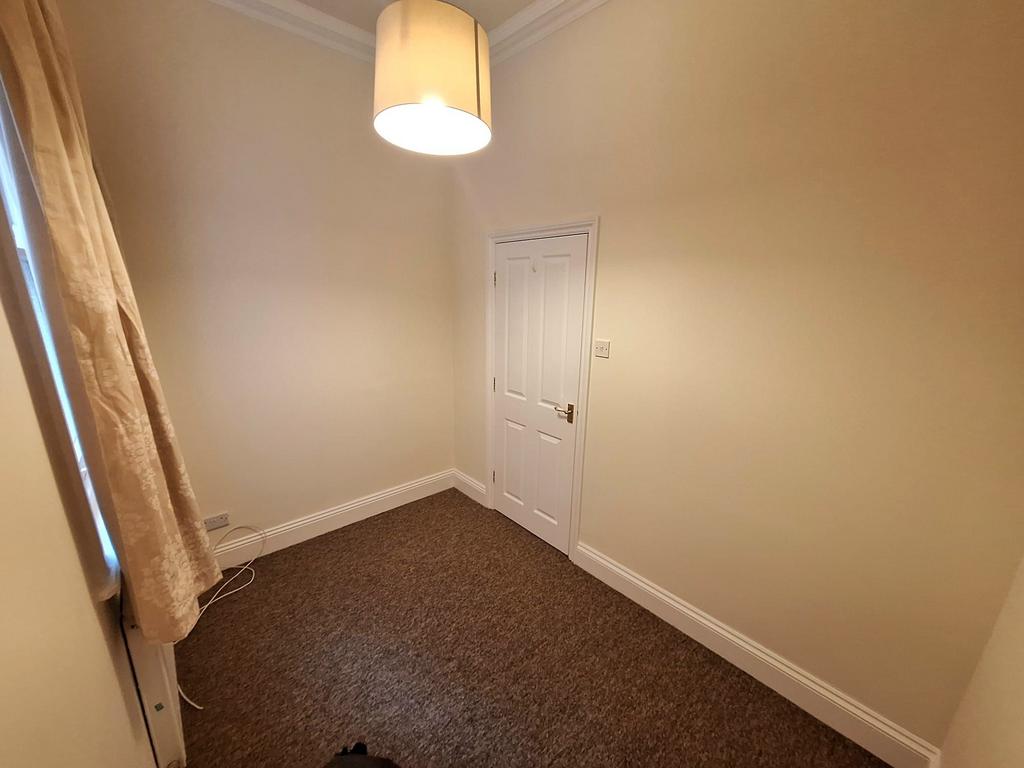 Small Bedroom