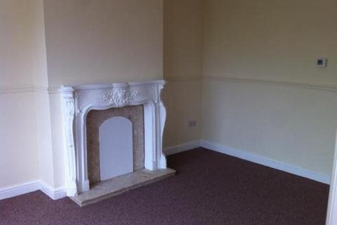 3 bedroom terraced house to rent, Bridge Terrace, Station Town, Station Town