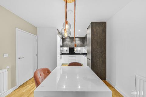 2 bedroom apartment for sale, Altitude Point, N8