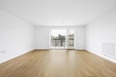 1 bedroom flat to rent, De Pass Gardens, Barking