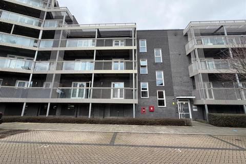 1 bedroom flat to rent, De Pass Gardens, Barking