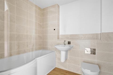 1 bedroom flat to rent, De Pass Gardens, Barking