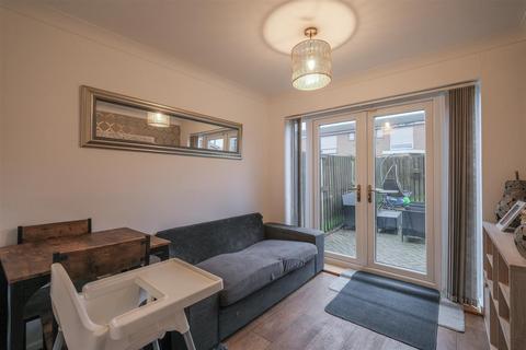 2 bedroom terraced house for sale, Arncliffe Crescent, Brighouse