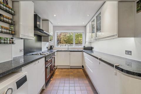 undefined, Finians Close, Uxbridge, UB10