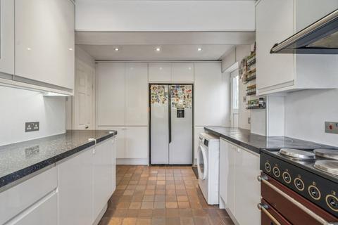 undefined, Finians Close, Uxbridge, UB10
