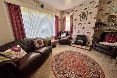 2 bedroom detached bungalow for sale, Llanfawr Road, Holyhead, Anglesey, LL65