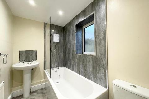 2 bedroom terraced bungalow to rent, Eastbourne Road, Darlington