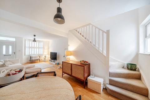 2 bedroom house for sale, Hillside Grove, London, N14